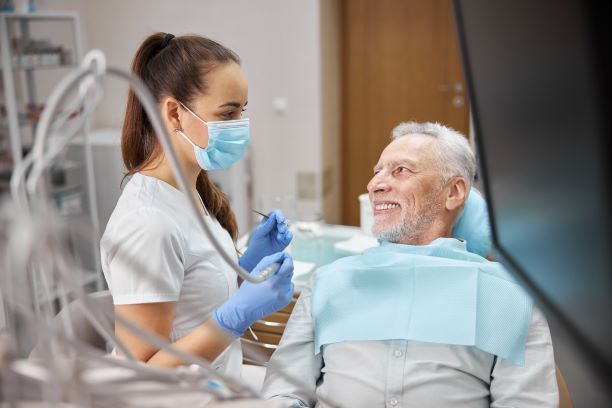 enfermedades dentales en ancianos