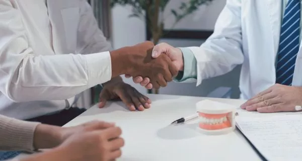 Dentist in Ventura,Tooth extractions,Dental crowns,Root canal,Dental implants Affordable care and insurance options