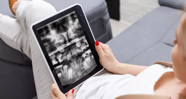 What does a holistic dentist actually do?